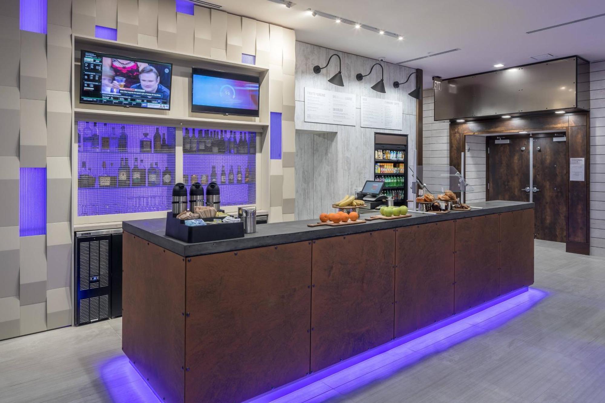 Courtyard By Marriott Heights/i-10 Hotel
