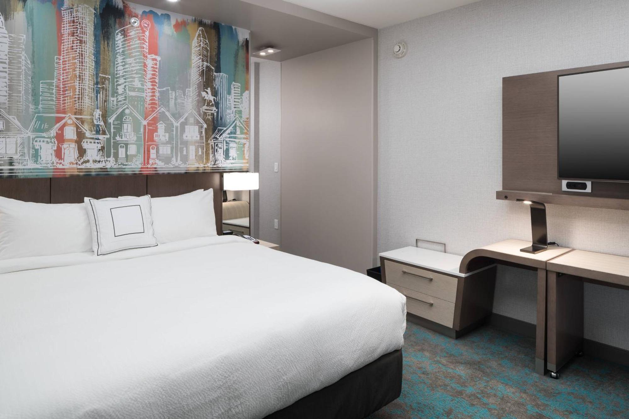 Courtyard By Marriott Heights/i-10 Hotel
