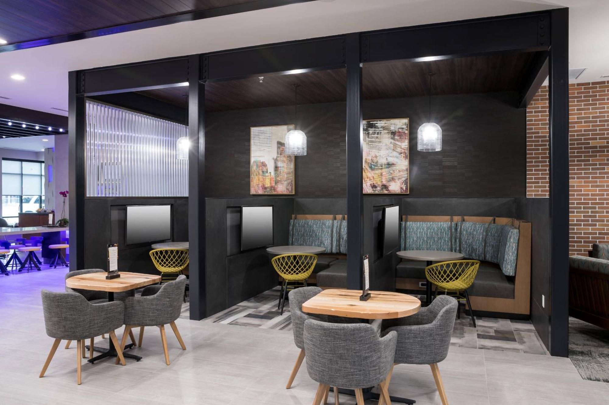 Courtyard By Marriott Heights/i-10 3* Houston